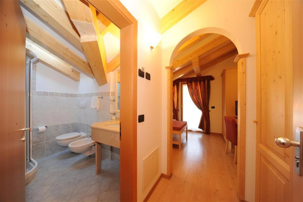 Hotel Canada Pinzolo Δωμάτιο φωτογραφία